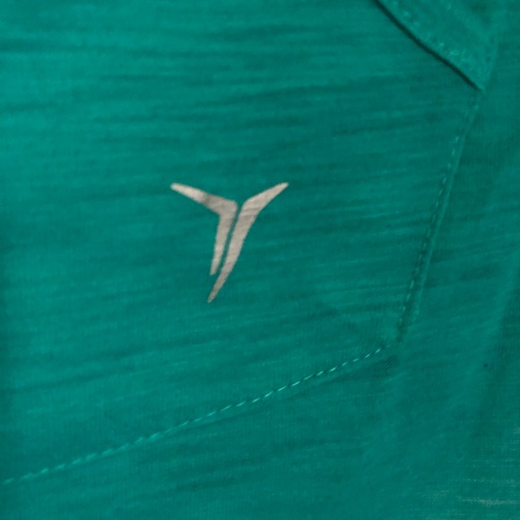 active u-neck jacket - Picture 3 of 4